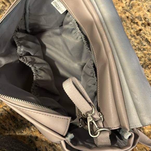 Skip Hop- Greenwich Vari Diaper Backpack - Picture 4 of 5